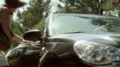 Best of Friends Love Making Outdoor - drtvid.com