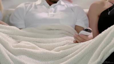 Jay Summers - Mommy Likes To Watch 2 Scene 2 - upornia.com