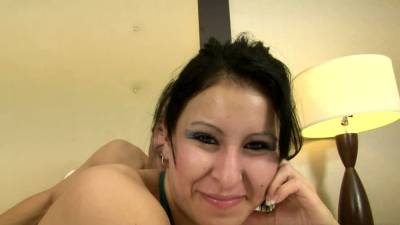 This Milf Is A Real Blowjob Expert - drtvid.com