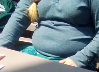 Sexy blonde with nice rack on cam camel toe at the end - hclips.com