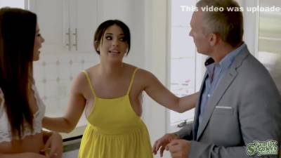 Kylie Sneakily Shows Marcus Her Sweet Teen Pussy - upornia.com