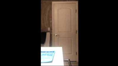 spying on my slutty 19yo sister - drtvid.com