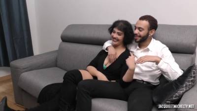 Azylis Meets Jada French - upornia.com - France