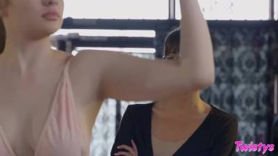 Vera King - Mary Moody, Vera King - upornia.com