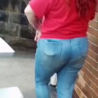 Big assed bbw red head walking in tight jeans - voyeurhit.com