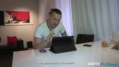 Hot fuck Selena Stuart from a stranger - sexu.com