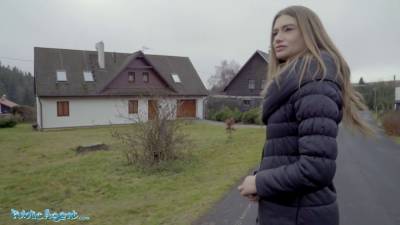 Hot wife loves a much bigger cock than shes used to - sexu.com