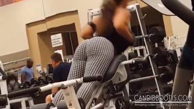 Amazing Pawg Gives A Good View While Working Out! - hclips.com