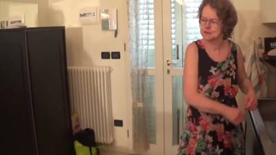 Vecchia Zia Troia Italiana Chiavata Da Giovane - upornia.com