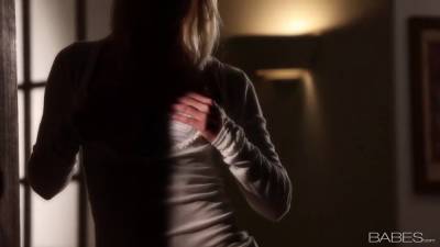 Babes.com - SOLO PLAY - Niki Lee Young - sexu.com