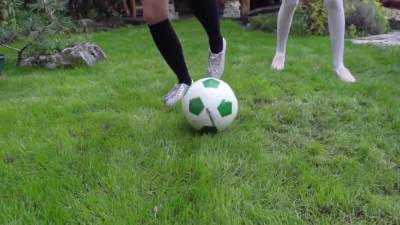 Mike Angelo In A Large Company Has Arranged Group Orgy In A Private House On The Stre - hotmovs.com