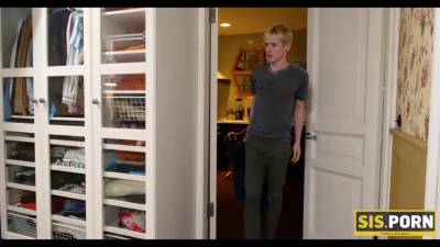 Sis.porn. female put nightgown and blindfold on to be bonked by boyfriend but had sex with brother-in-law - sexu.com