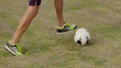 Ana Bell Evans - Fan De Foot With Ana Bell Evans - hotmovs.com