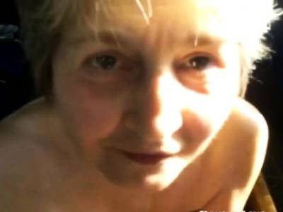 Mamie bois tout le jus - drtvid.com