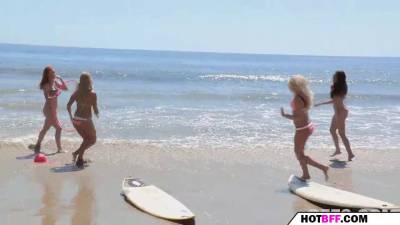 College beauties determine to pound the socorrist guy - sexu.com