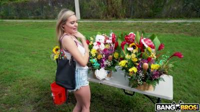 Angel - Angel Aurora - upornia.com