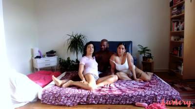 Carmen & Lina - Friendly Fun And Cool - E293 - hotmovs.com