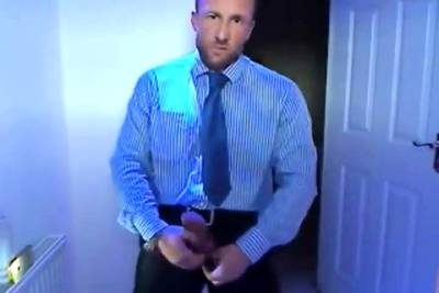 Str8 daddy has a new suit - drtvid.com
