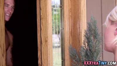 Tiny blonde gets creampie - sexu.com