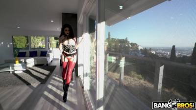 Nikki's First DP - BangBros - hotmovs.com