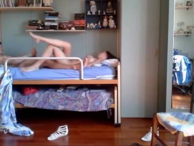 Ci Masturbiamo Insieme (italiano) - hclips.com