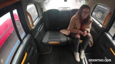 Sexintaxi E19 Keira Flow Czech - upornia.com - Czech Republic