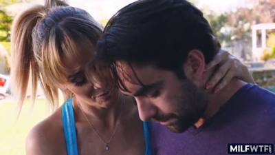 Chiseled mummy drips on his dong - sexu.com