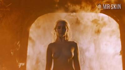 Emilia - Skin - Emilia Clarke Will Make You Go Hand Solo - Mr.Skin - hotmovs.com