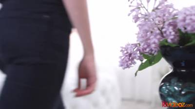 Lindsey Vood in Romantic date leads to anal - hotmovs.com