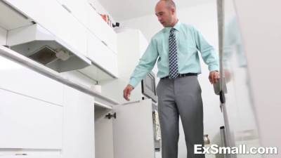 Nicole - Stay Away Spinner Nicole Bexley - sexu.com