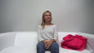 Lenka - 1246 2 - upornia.com