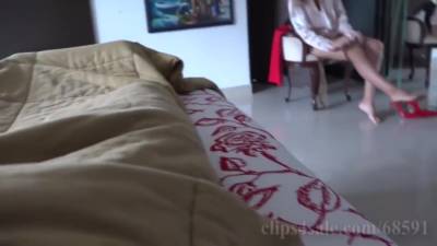 Angel - Angel Enfile Ses Bas Nylon - hotmovs.com