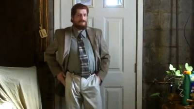 Str8 Israeli daddy jerk off in suit - drtvid.com