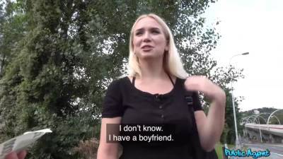 Stanley Johnson - Vera Jarw Earns An Extra Dollar With Her Wet Cunt - hotmovs.com