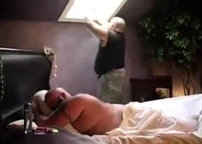 BEARS Muscle fucking - drtvid.com