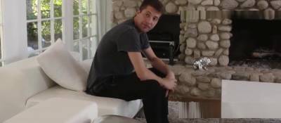 Naughty Aunt Motivates Her Deadbeat Nephew - hotmovs.com - Czech Republic