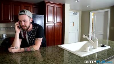 Rahyndee James in Watch it if you love me! - hotmovs.com