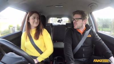 Ryan Ryder In Pale Bitch Sucks And Fucks Ryans Dong For License - upornia.com