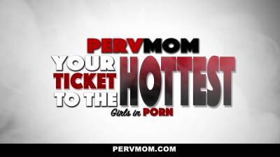 Veronica Avluv In Stepmom Sucks Better - hotmovs.com