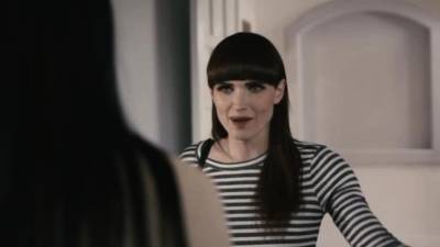 TS Natalie watch Reagan sucks her shecock - drtvid.com