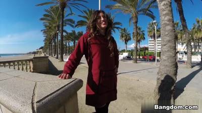 Julia Roca In Fucking At The Beach! Video - hotmovs.com