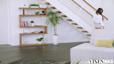 Autumn Falls - Vixen 10 November 2018 - hotmovs.com