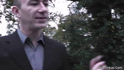 Guy picking up fat girls for sex - sexu.com