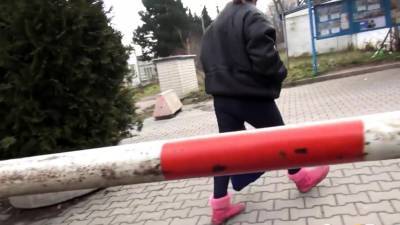 Redhead Gives Stranger A Public Piss Show - drtvid.com