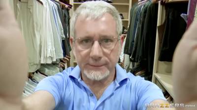 Riley Reid - Riley - Riley Reid - Husband Cuckold - hotmovs.com