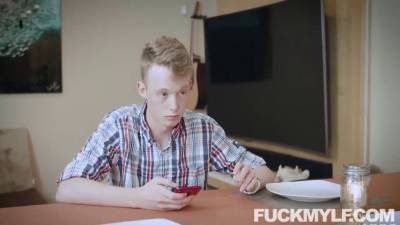 Thanksgiving catapulting juliett russo - sexu.com