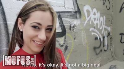 Cutie (Lucia Nieto) Rides (Jordi El Nino Pollas) Big Hard Cock In Public For Some Fast Cash - sexu.com