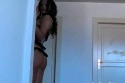 Purple Shinny Toy is Helpful - drtvid.com