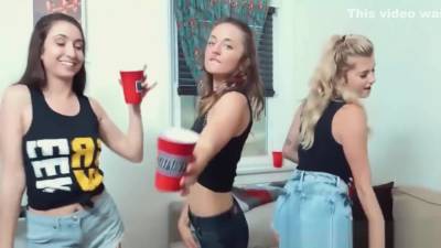 Cock Crazy Horny Babes Enjoy College Party Sexfest - hotmovs.com