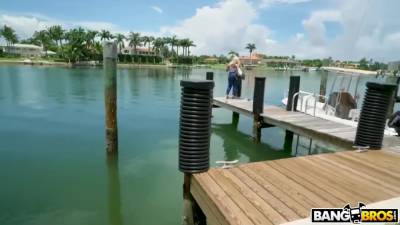 Killer Huge Butt Ashley With Ashley Barbie - upornia.com